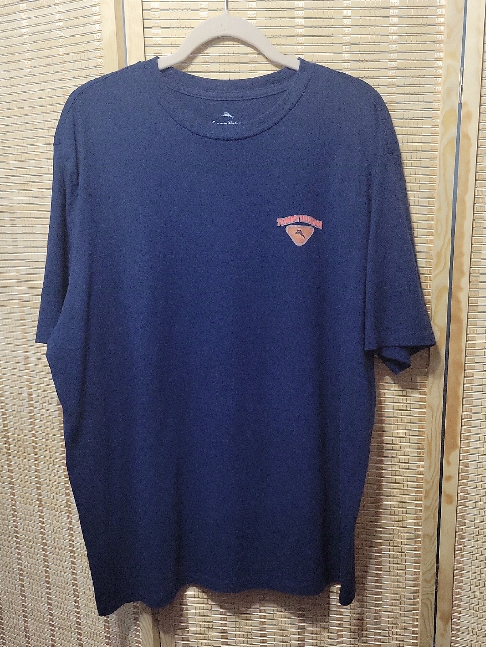 Tommy Bahama Tiki Bar Graphic Tee - XL